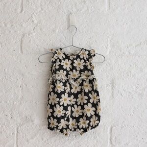 Jessica Simpson Black and White Floral Romper Size 3-6 Months